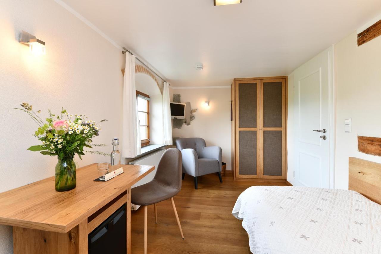 Hotel Montfort-Schloessle Lindau  Bagian luar foto
