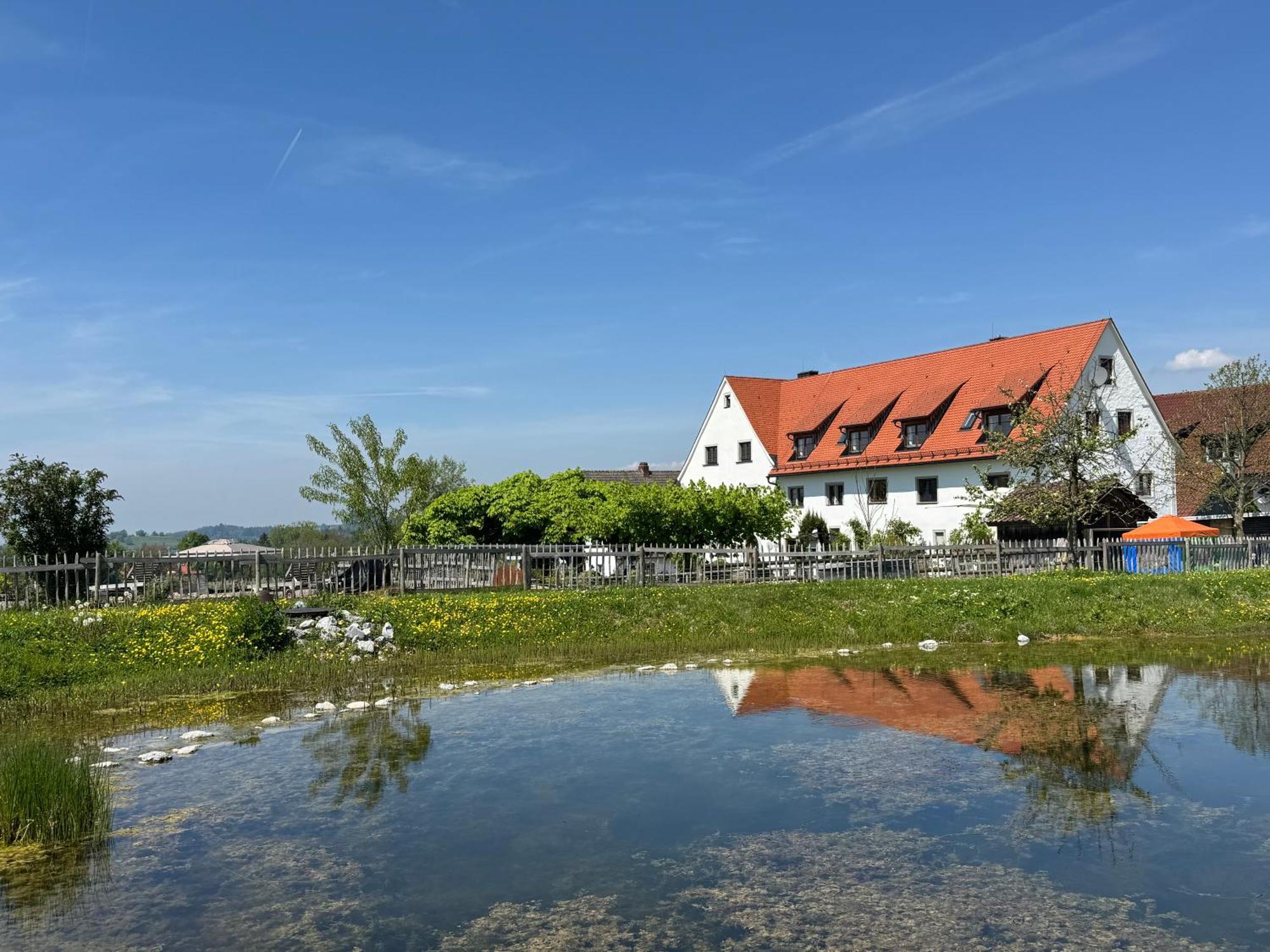 Hotel Montfort-Schloessle Lindau  Bagian luar foto