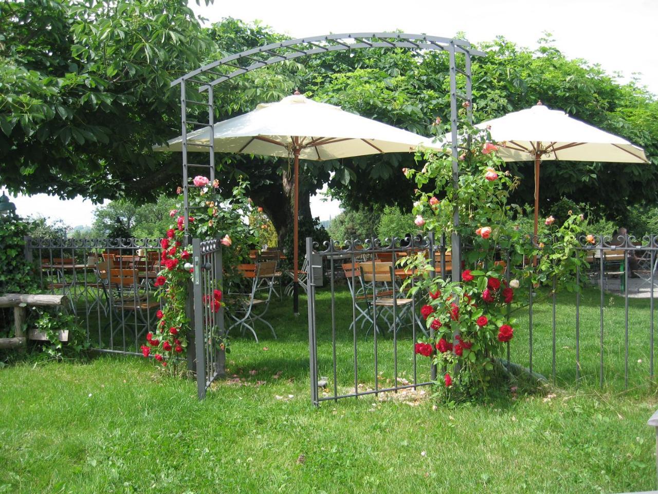 Hotel Montfort-Schloessle Lindau  Bagian luar foto