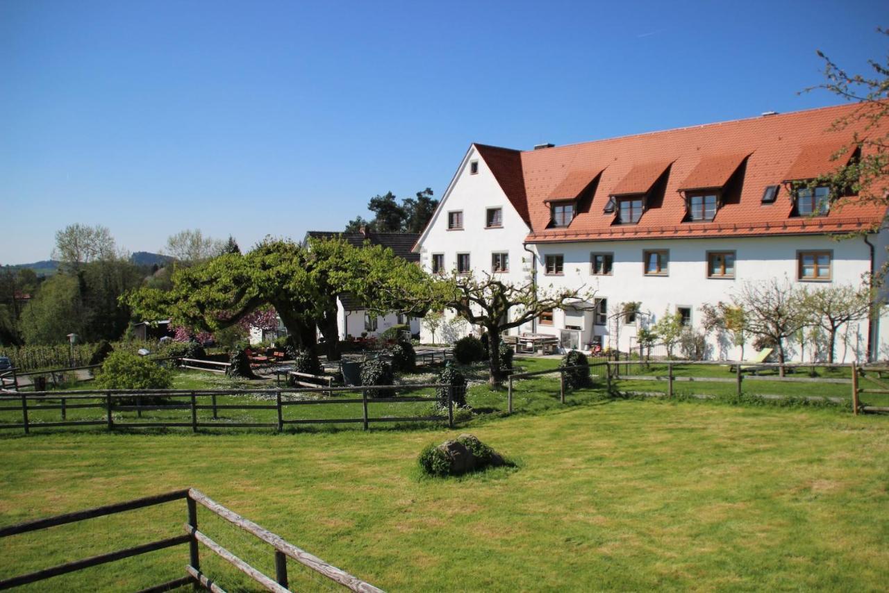 Hotel Montfort-Schloessle Lindau  Bagian luar foto