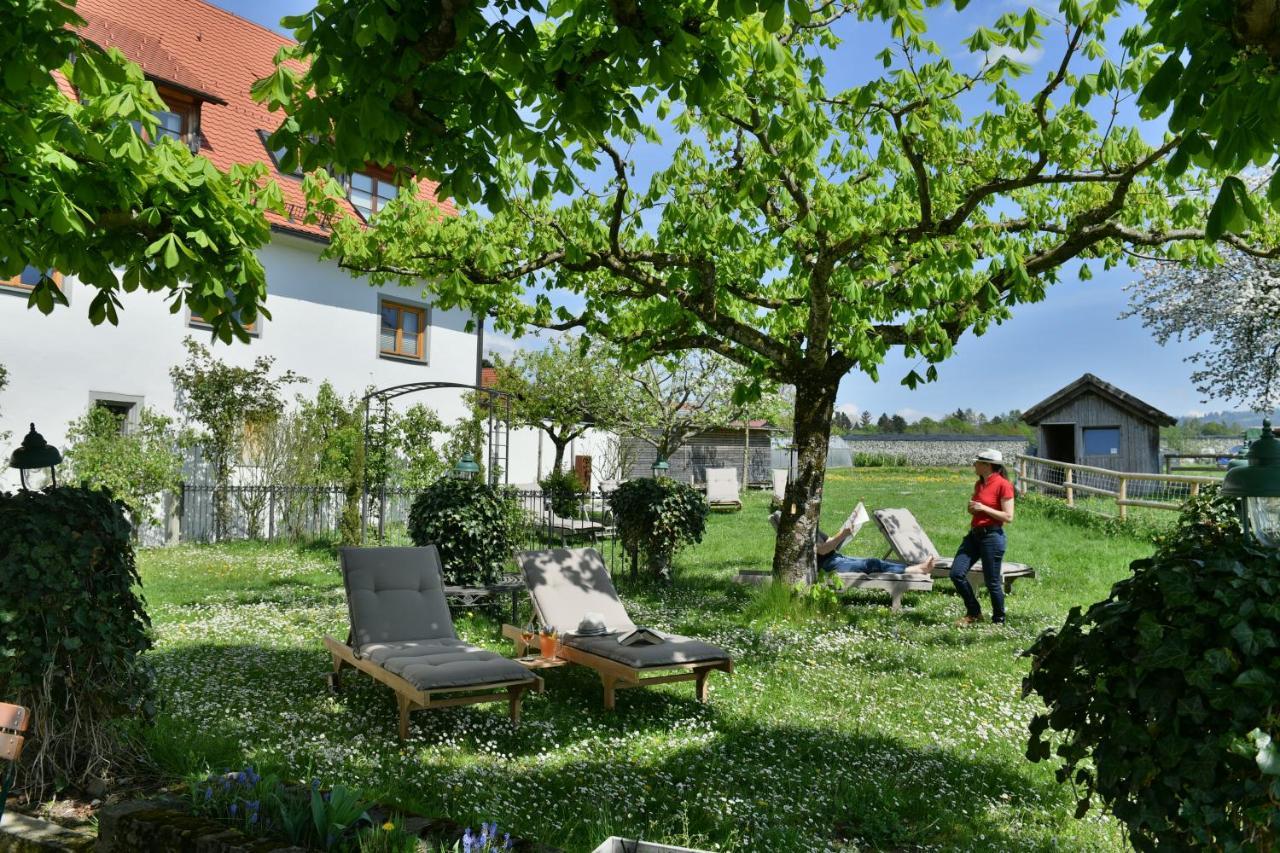 Hotel Montfort-Schloessle Lindau  Bagian luar foto